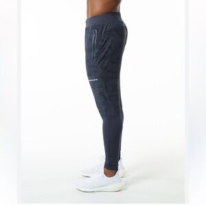 ALPHALETE Infinity Tech‎ Pant 4-Way Stretch Camo Men's Small Gym Athletic Sport